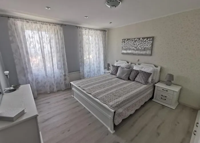 Vilă House Point