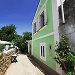 Vila House Point