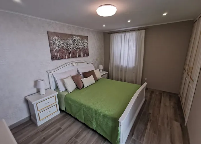 House Point Вилла